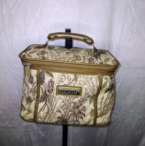 Women's Jordache Beige Floral Travel/Toiletry Bag